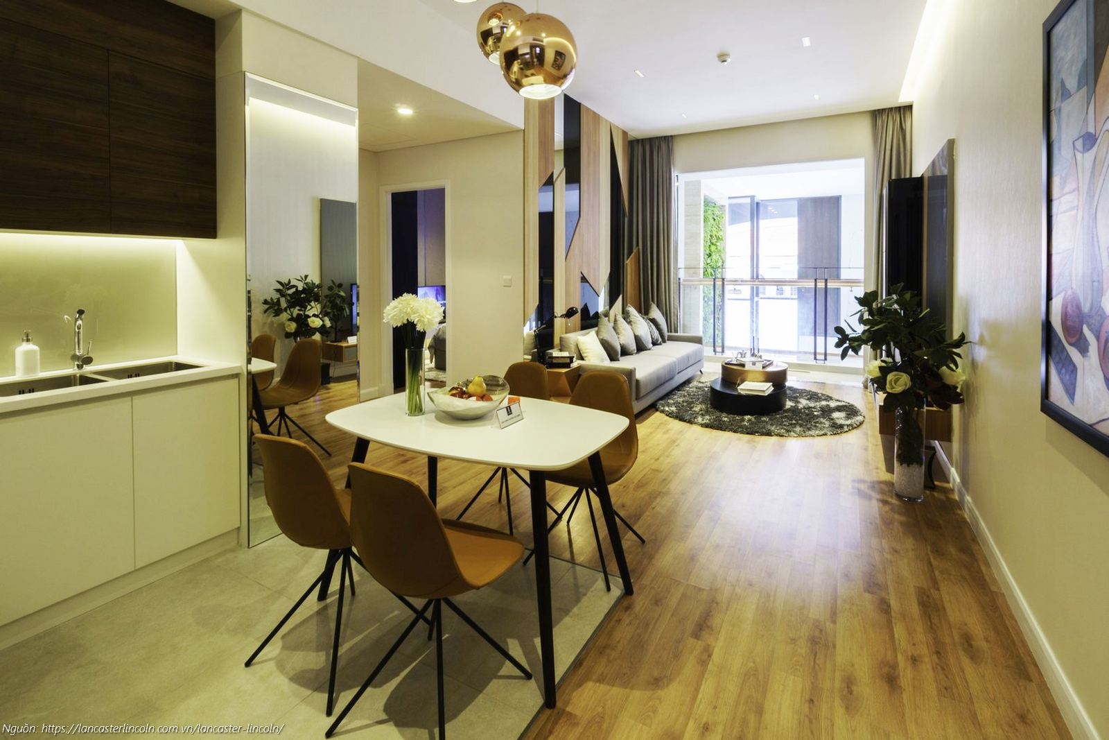 Nhà mẫu căn hộ góc 2PN 2WC diện tích 80.8m² Lancaster Lincoln Quận 4 - Không gian phòng khách